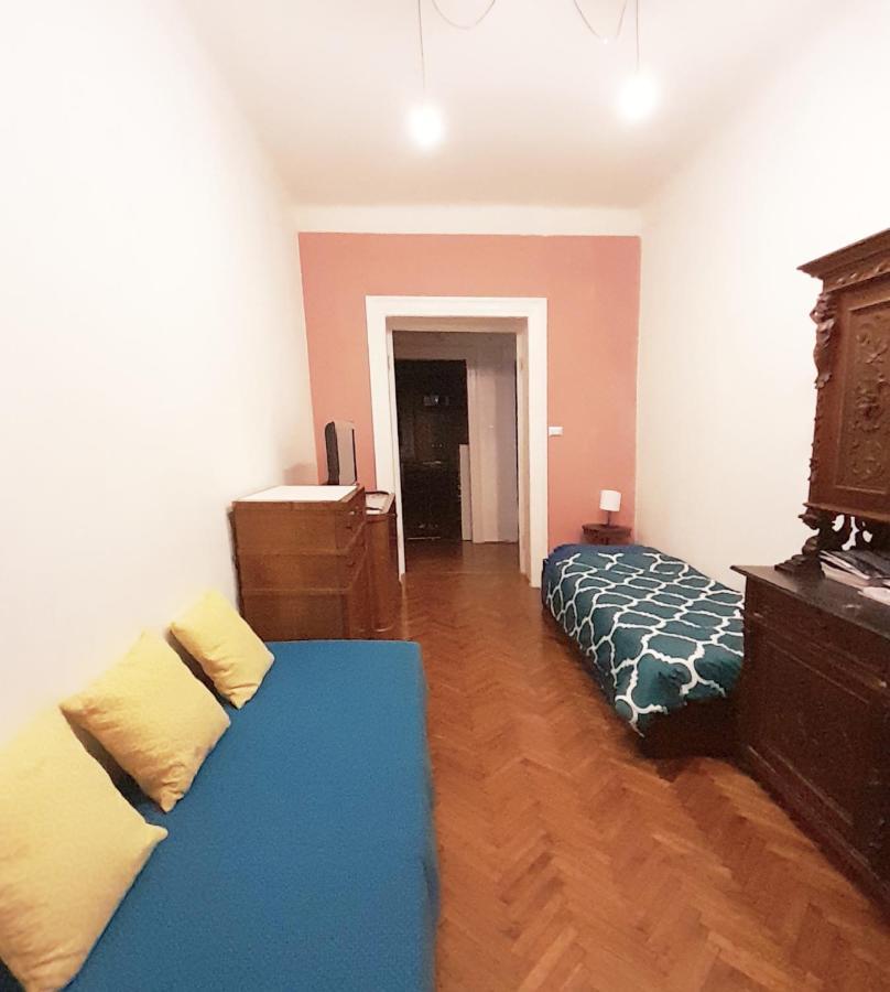 Casa Antica - Historical Apartment In Old City Center Trieste Eksteriør billede